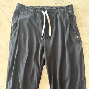 Vuori Men's Black Athletic Drawstring Pants